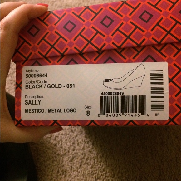 Tory Burch wedges authentic & nwt & box - Picture 7 of 7